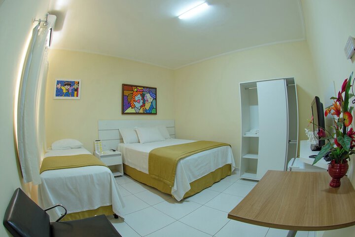 Room 5 of 26
