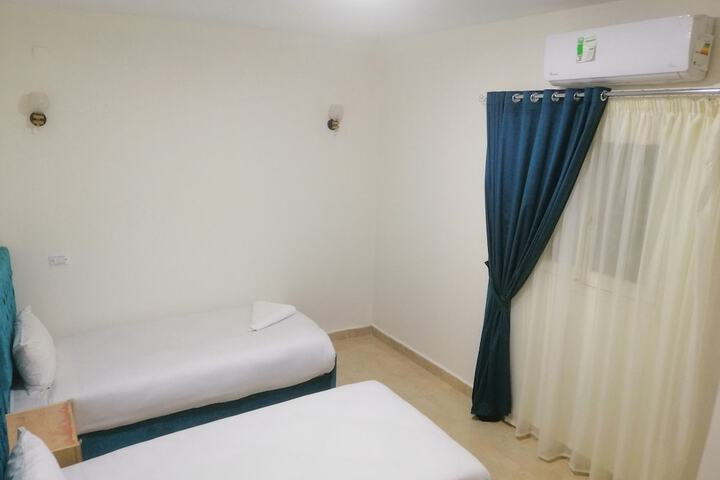 Room 11 of 66