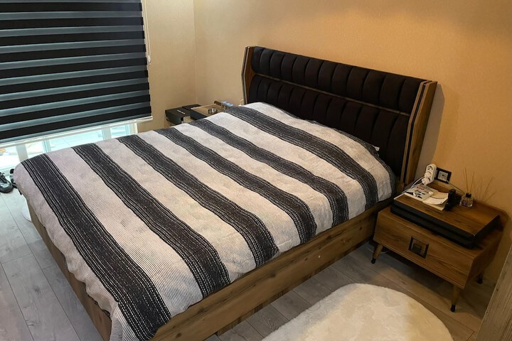Room 7 of 17