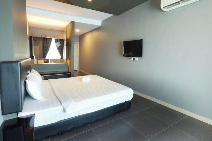 Room 31 of 87