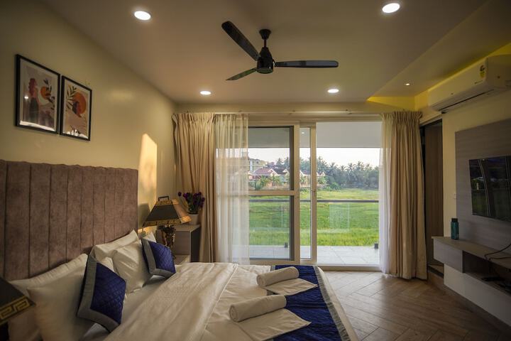 Room 4 of 53