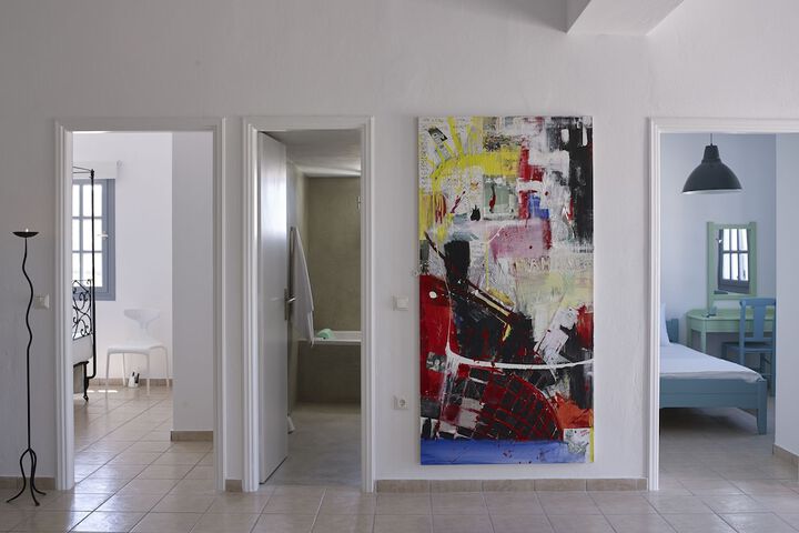Room 6 of 80
