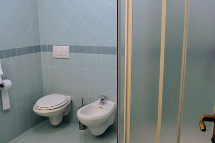 Clean Restrooms