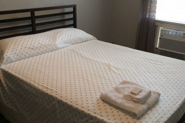 Room 8 of 26