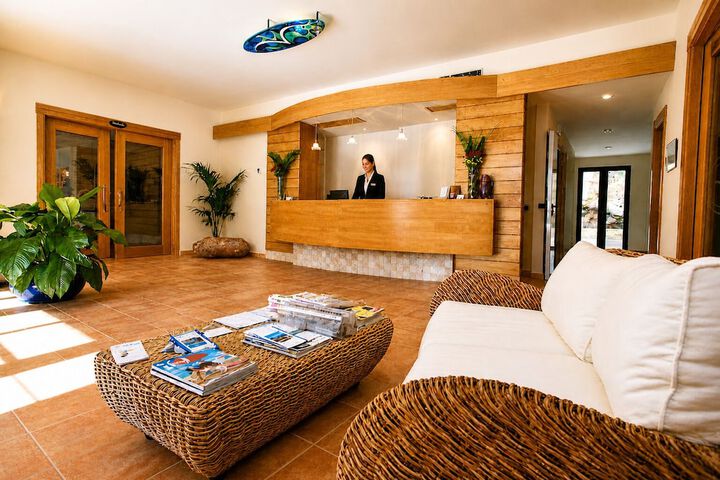 Guest Lobby