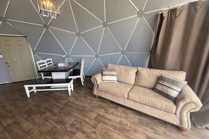 Room 43 of 163