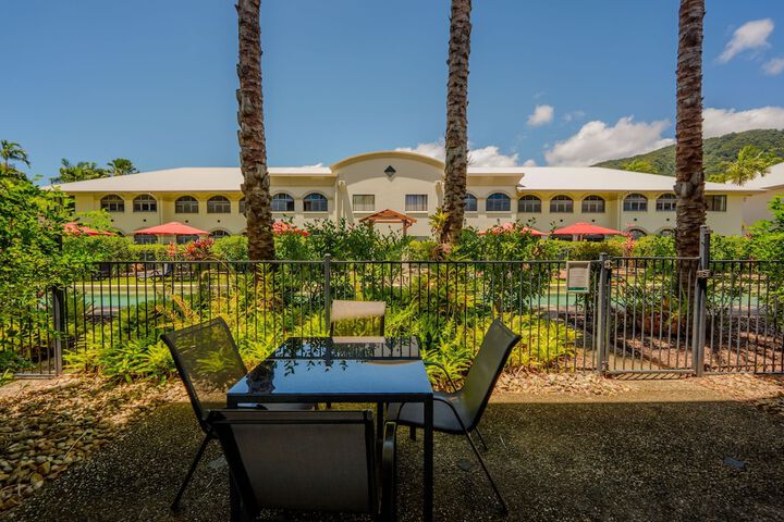 Hotel Exterior 70 of 70