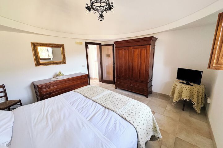 Room 14 of 53