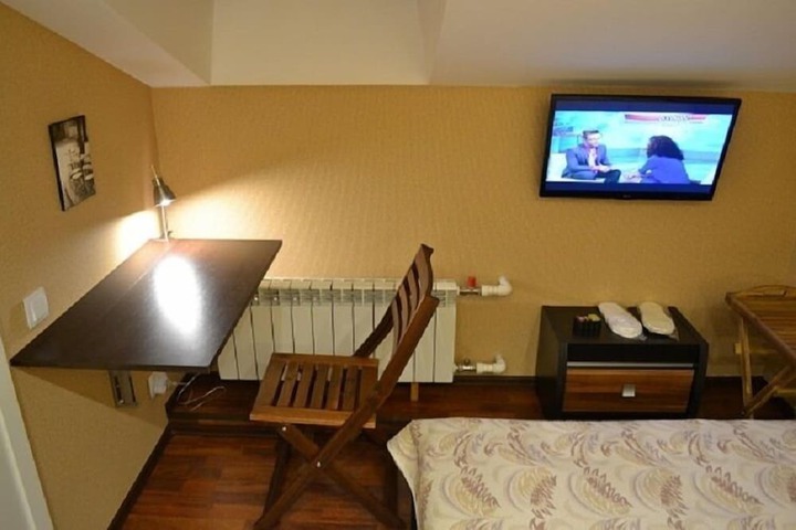Room 33 of 59