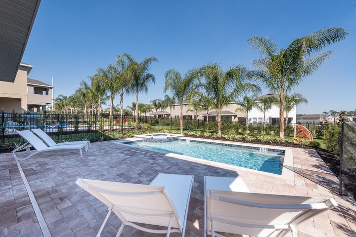 Hotel Interior 8 of 41