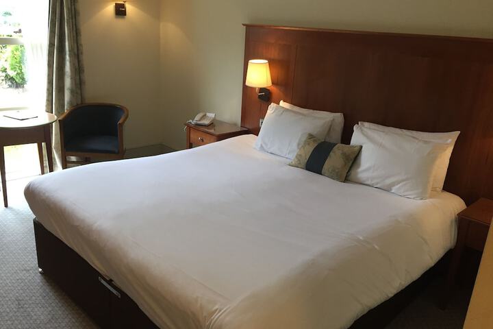 Room 5 of 123