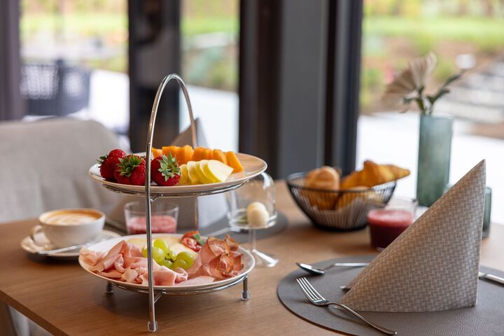 Breakfast/Coffee Service 50 of 59