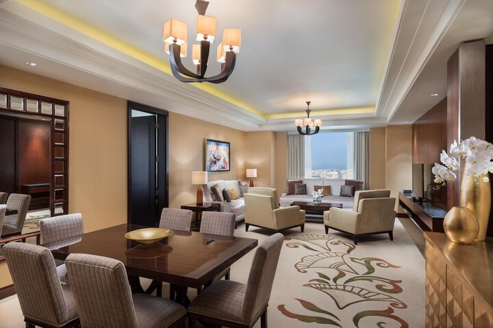 Room 44 of 113