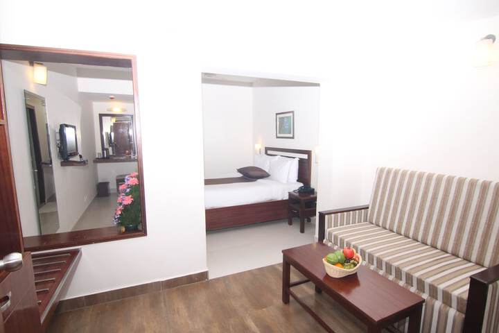 Room 6 of 41