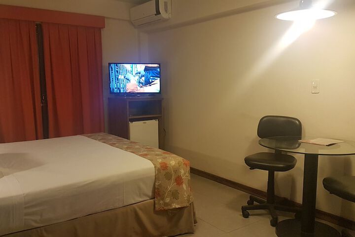 Room 5 of 27