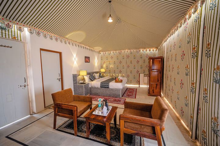Room 9 of 49