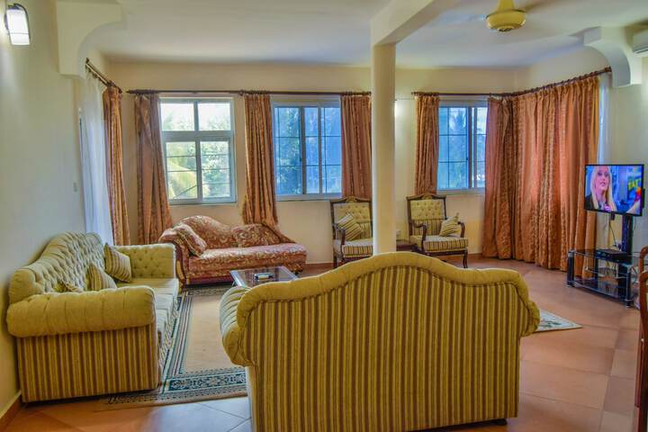 Room 8 of 23