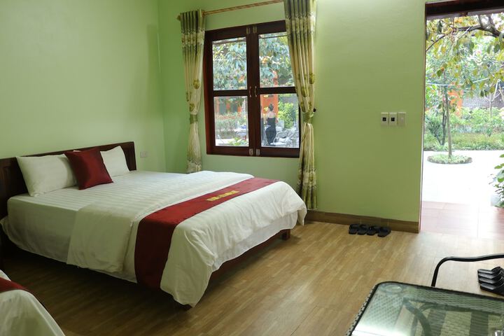 Room 19 of 104