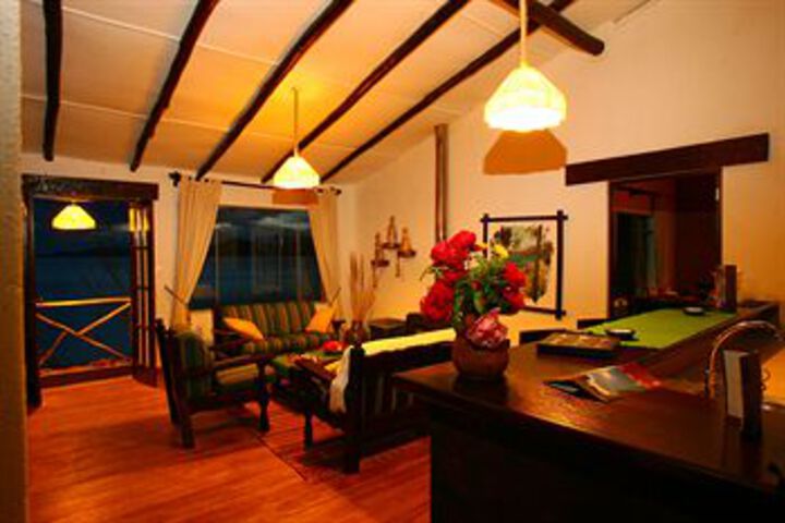 Room 15 of 27