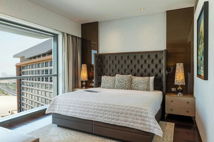 Room 30 of 111