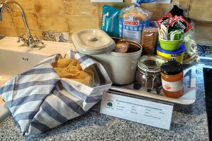 Breakfast/Coffee Service 42 of 50