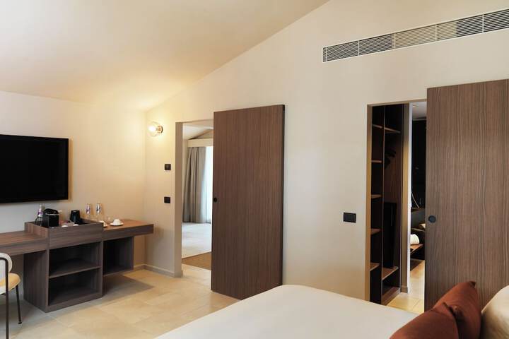 Room 13 of 60