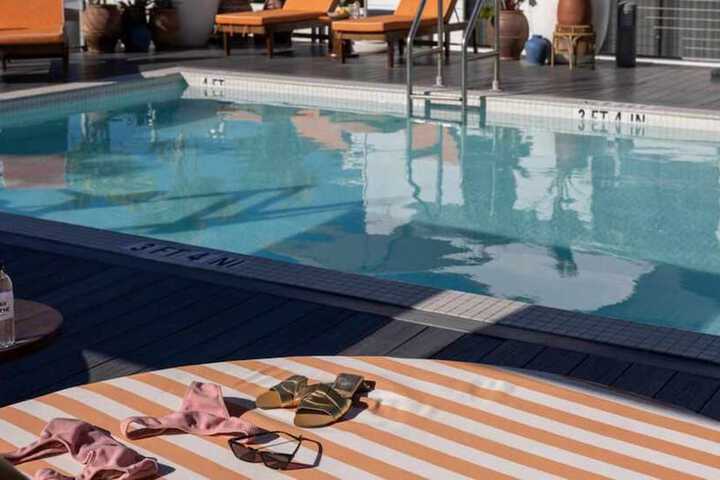 Rooftop pool
