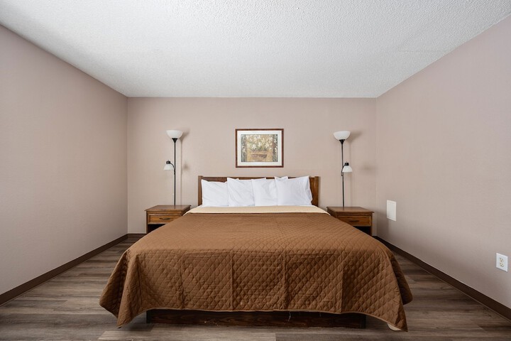 Studio Suite Queen Bed (10 of 26)