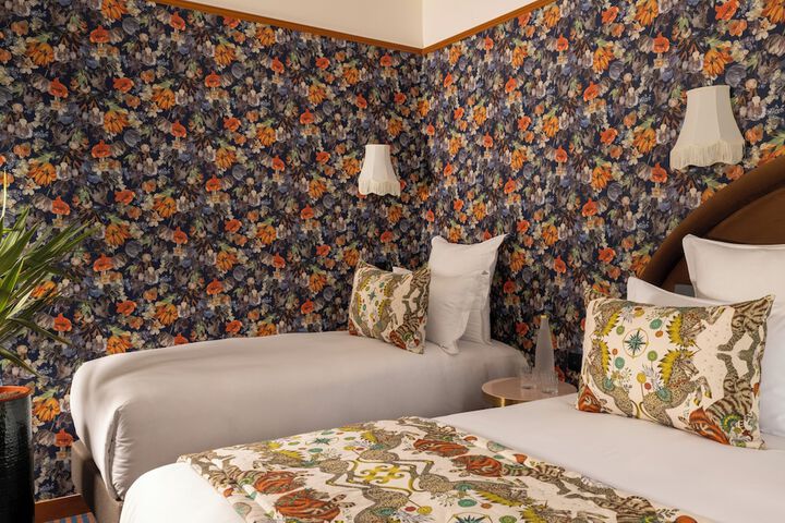 Room 21 of 65