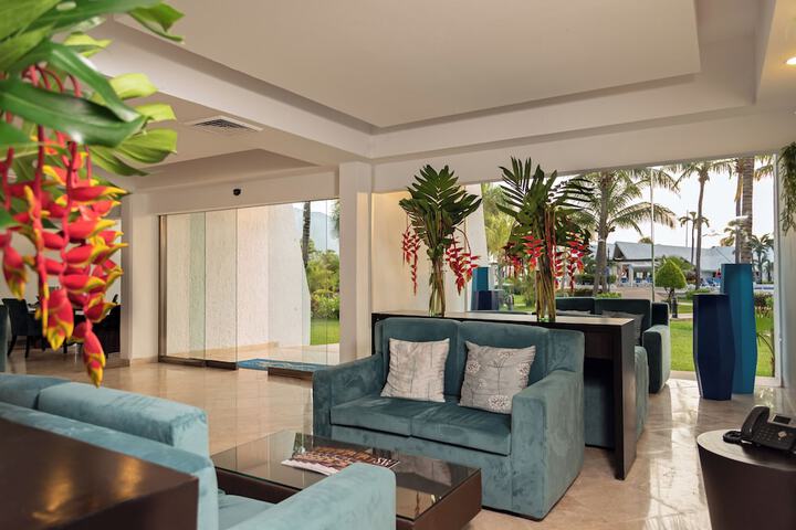 Guest Lobby