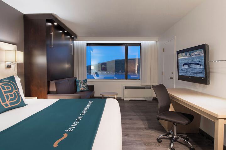 Room 12 of 48
