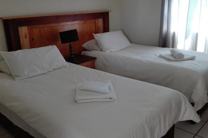 Room 6 of 44