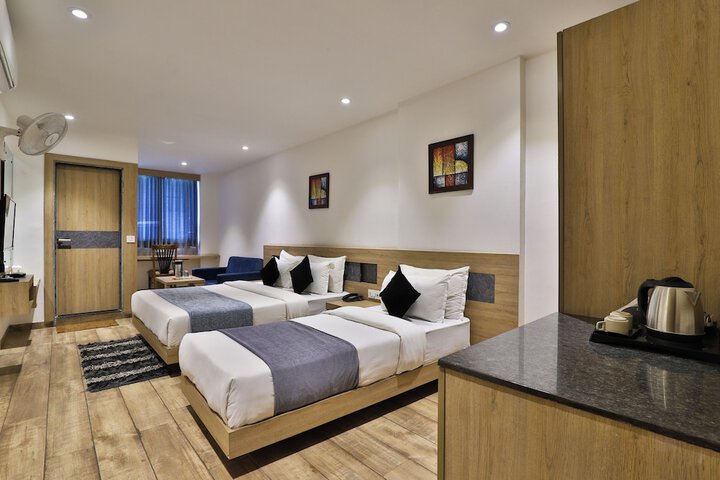 Room 32 of 56