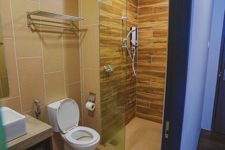 Room 25 of 51