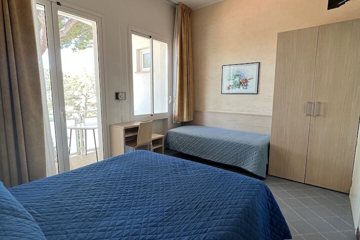 Room 14 of 71