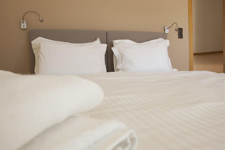 Room 2 of 35