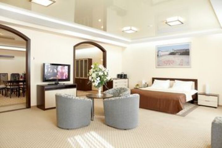 Room 8 of 45