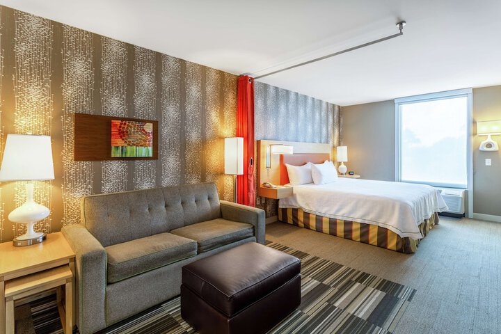 1 King Bed Studio Suite (15 of 17)