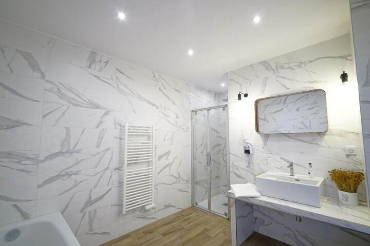 Room 40 of 60