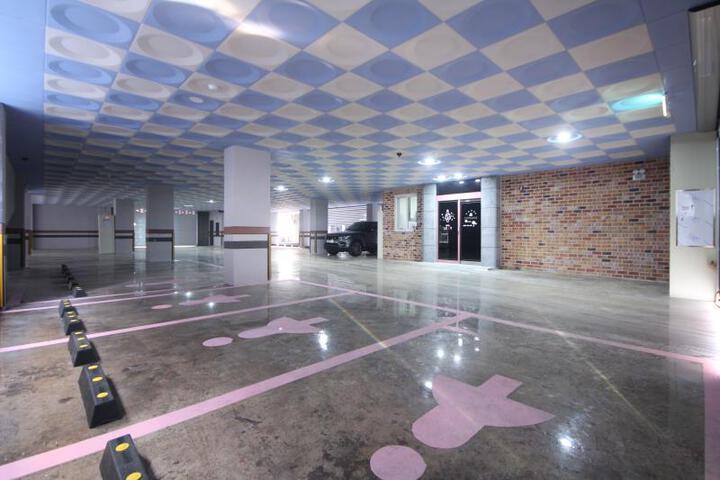 Lexi Hotel