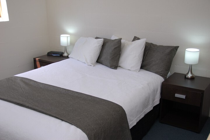 Room 5 of 35