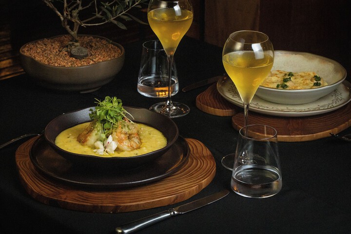 Dining 62 of 110