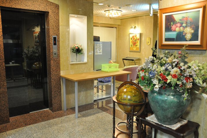 Hotel Interior 6 of 49