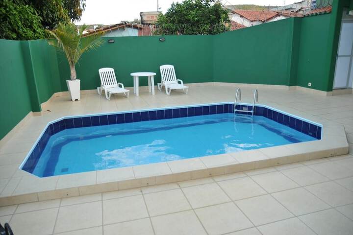 Pool 14 of 17