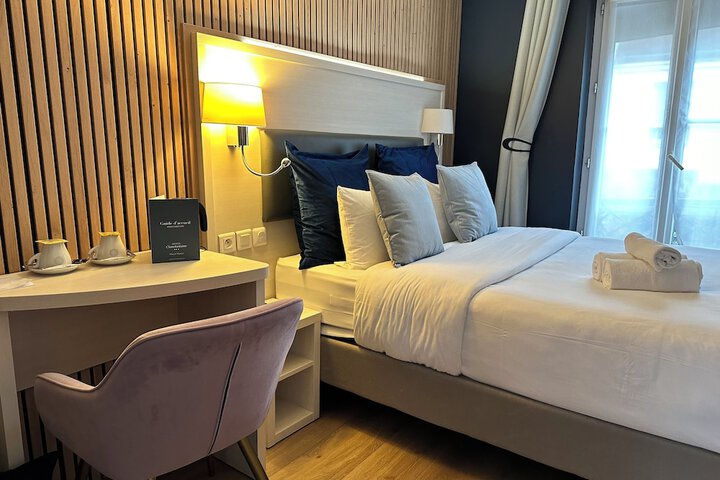 Room 14 of 38