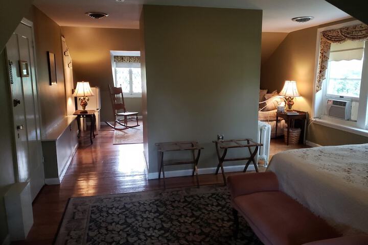 Room 21 of 47