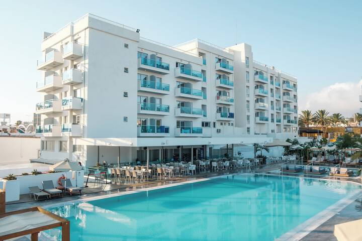 Kapetanios Bay Hotel Protaras