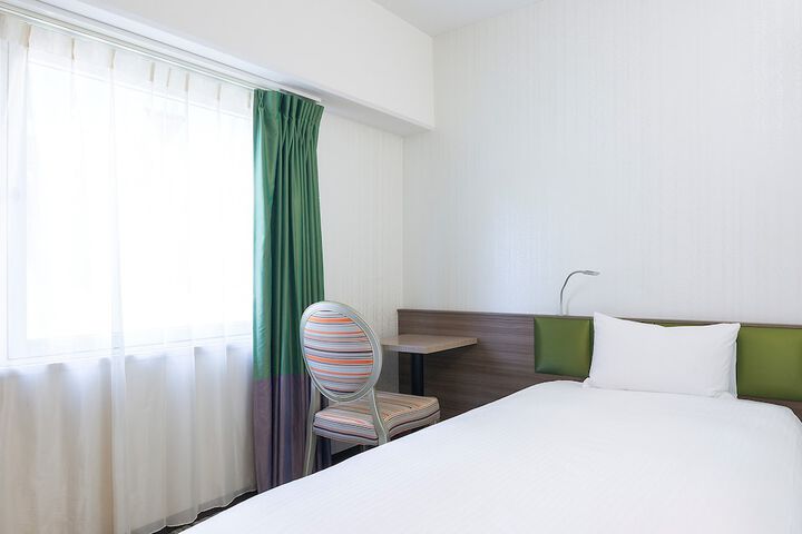 Room 12 of 39
