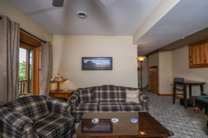 Room 10 of 24