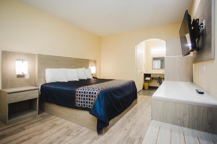 Room 12 of 49